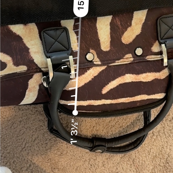 Brown and Cream Rolling Travel Bag - Picture 16 of 16